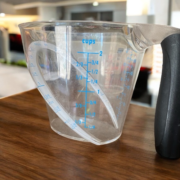 Lot of 5 plastic measuring cups - Picture 6 of 11